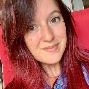 Meet your Posher, Alexandra